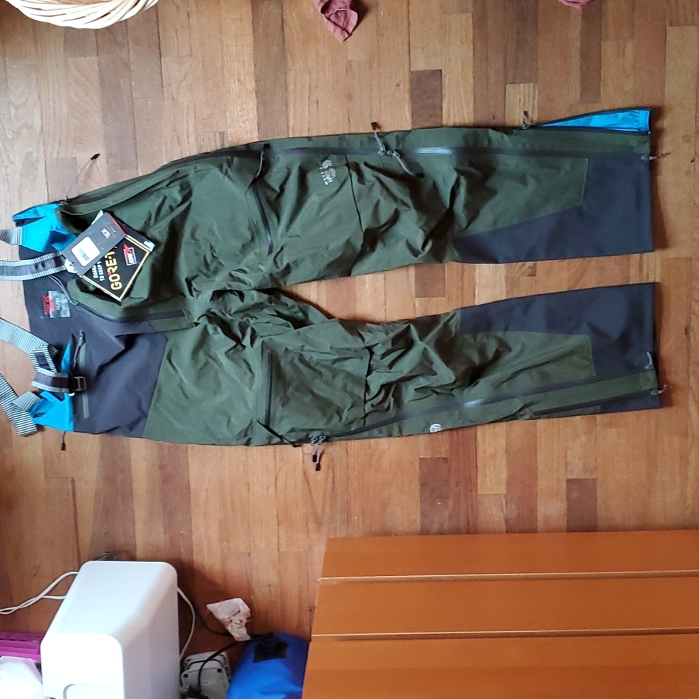 Mountain Hardware Exposure 2 Bibbs (long)